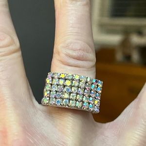 Rhinestone stretch ring